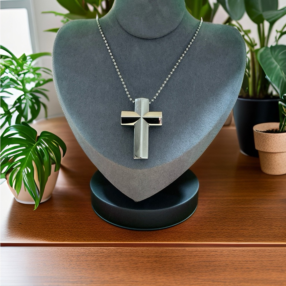 Zales Men’s Stainless Steel 3-D Silver Cross Pendant Necklace